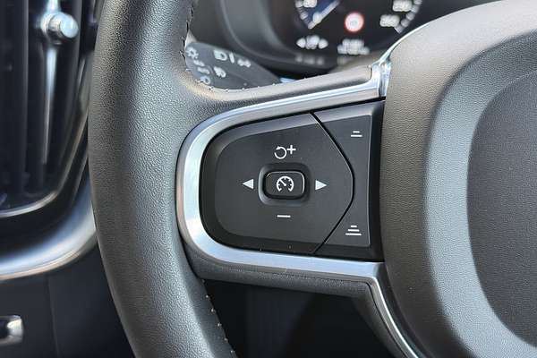 2018 Volvo XC60 D4 Momentum