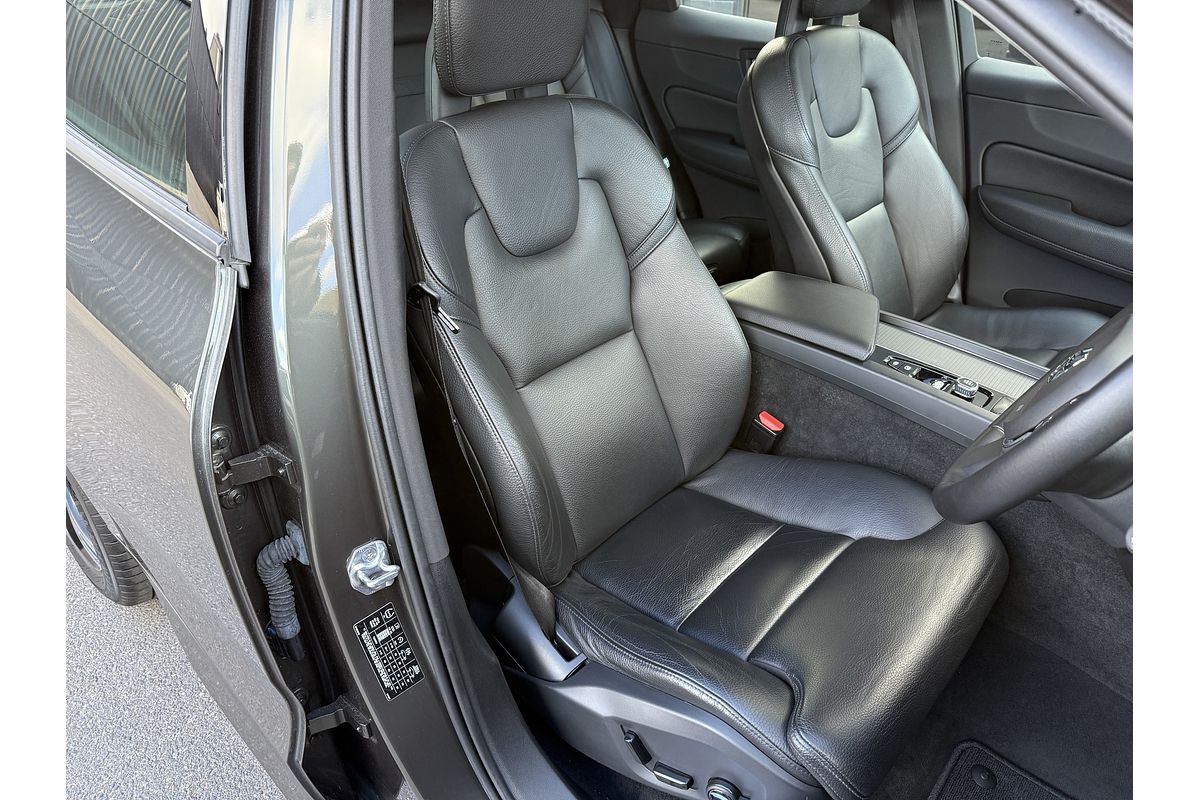 2018 Volvo XC60 D4 Momentum