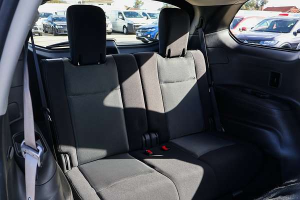 2018 Nissan Pathfinder ST R52 Series II