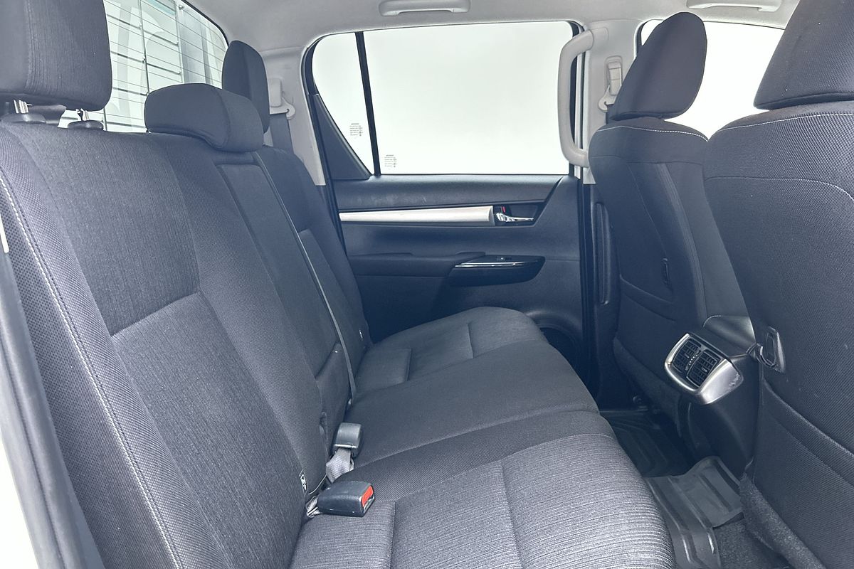 2021 Toyota Hilux SR5 GUN126R 4X4