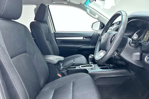 2021 Toyota Hilux SR5 GUN126R 4X4