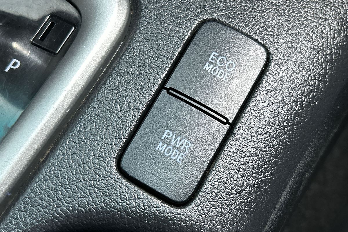 2021 Toyota Hilux SR5 GUN126R 4X4