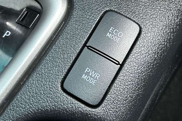2021 Toyota Hilux SR5 GUN126R 4X4