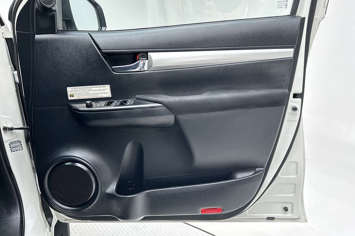 2021 Toyota Hilux SR5 GUN126R 4X4