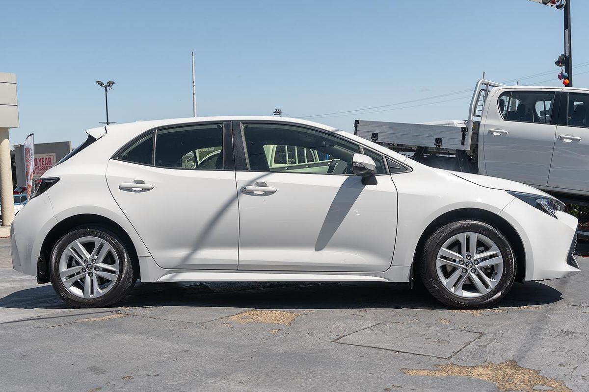 2019 Toyota Corolla Ascent Sport MZEA12R