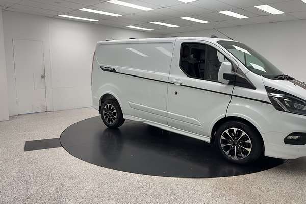 2022 Ford Transit Custom