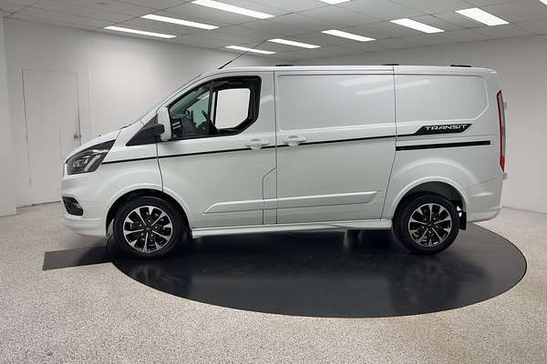 2022 Ford Transit Custom