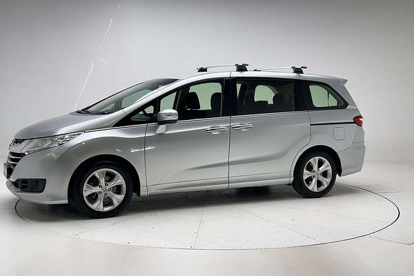 2015 Honda Odyssey VTi-L 5th Gen