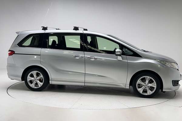2015 Honda Odyssey VTi-L 5th Gen