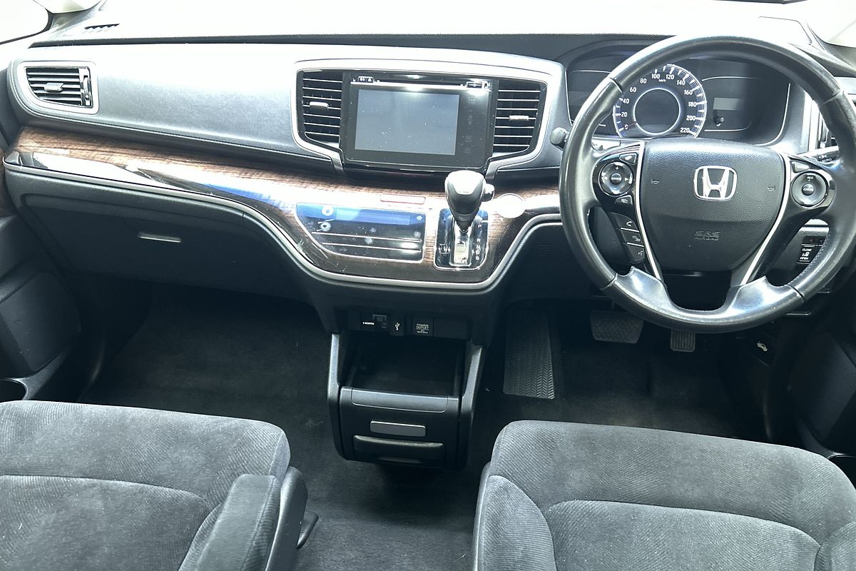2015 Honda Odyssey VTi-L 5th Gen