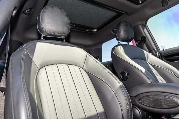 2023 MINI Hatch John Cooper Works Classic F56 LCI-2