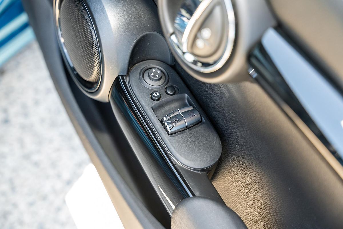 2023 MINI Hatch John Cooper Works Classic F56 LCI-2