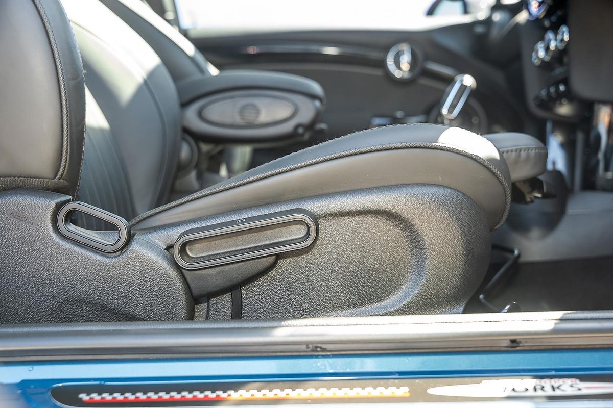 2023 MINI Hatch John Cooper Works Classic F56 LCI-2