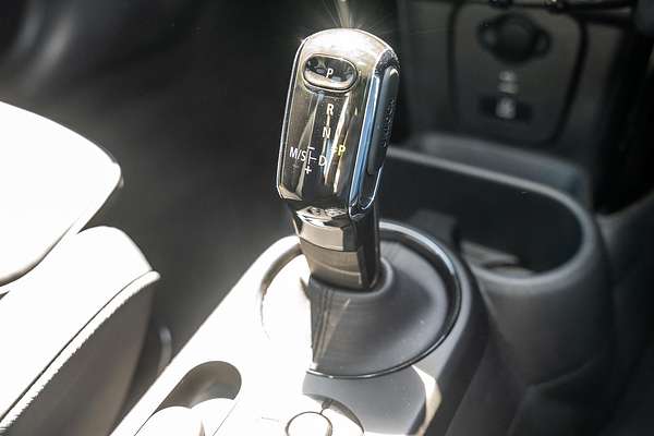 2023 MINI Hatch John Cooper Works Classic F56 LCI-2