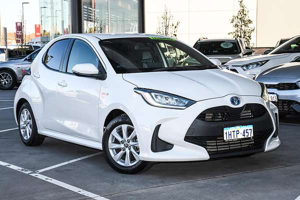 2022 Toyota YARIS SX HYBRID MXPH10R
