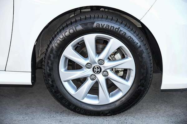 2022 Toyota YARIS SX HYBRID MXPH10R