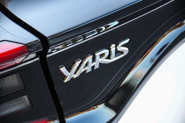 2022 Toyota YARIS SX HYBRID MXPH10R