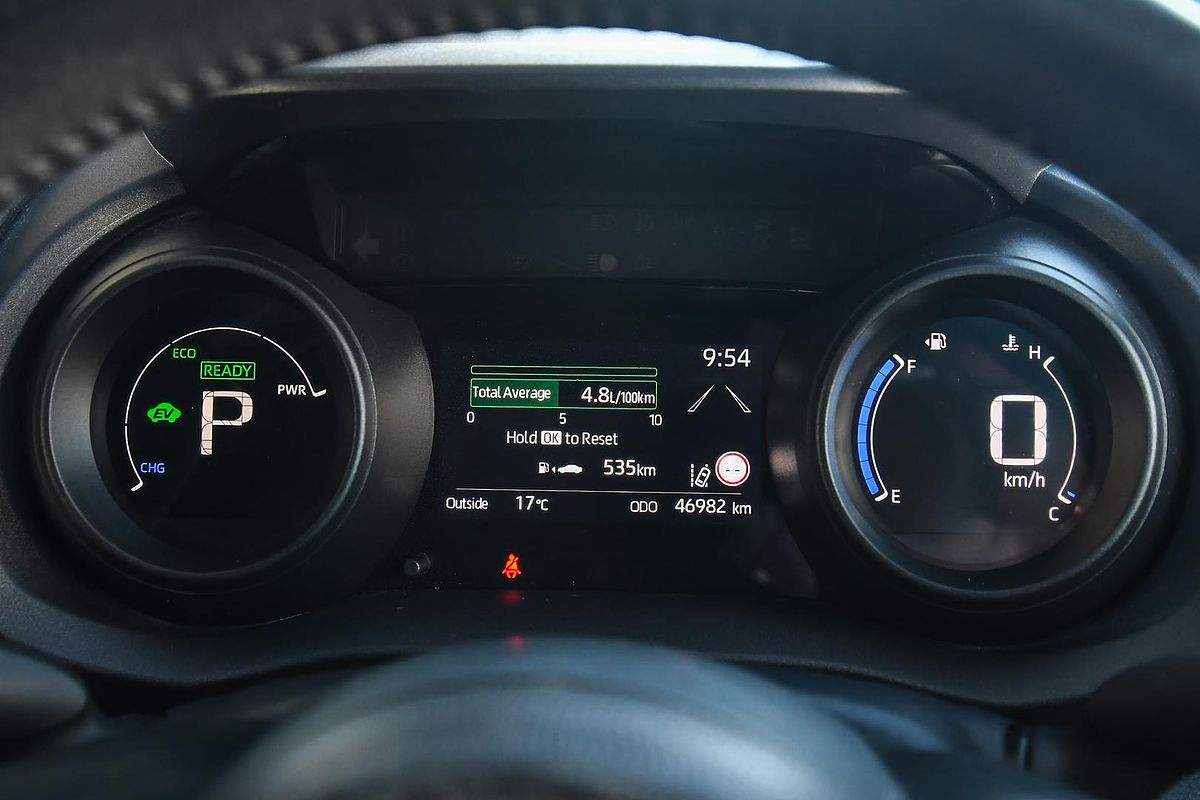 2022 Toyota YARIS SX HYBRID MXPH10R