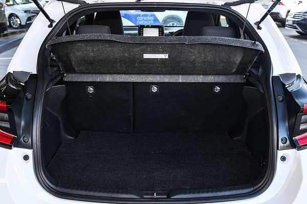 2022 Toyota YARIS SX HYBRID MXPH10R