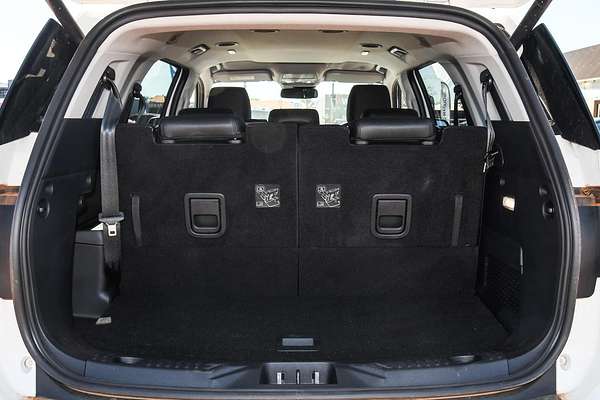 2025 Ford Everest Trend 2.0L
