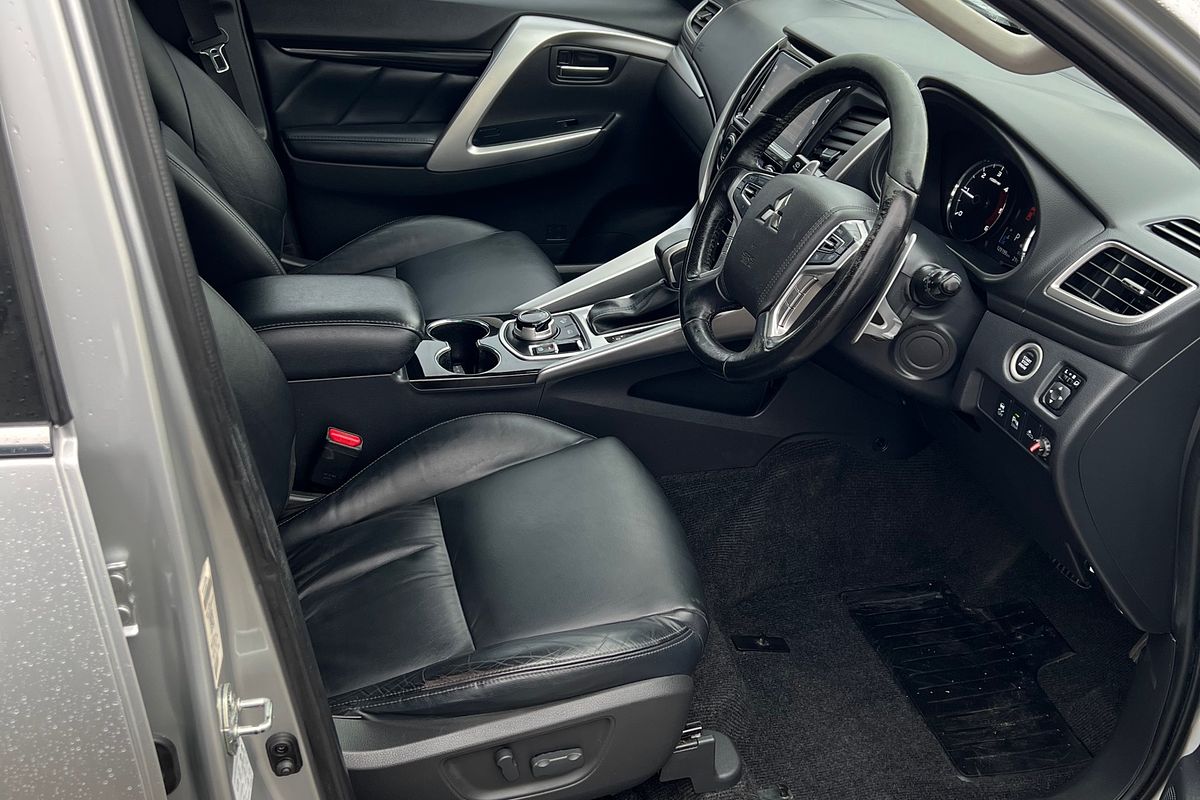 2015 Mitsubishi Pajero Sport Exceed QE