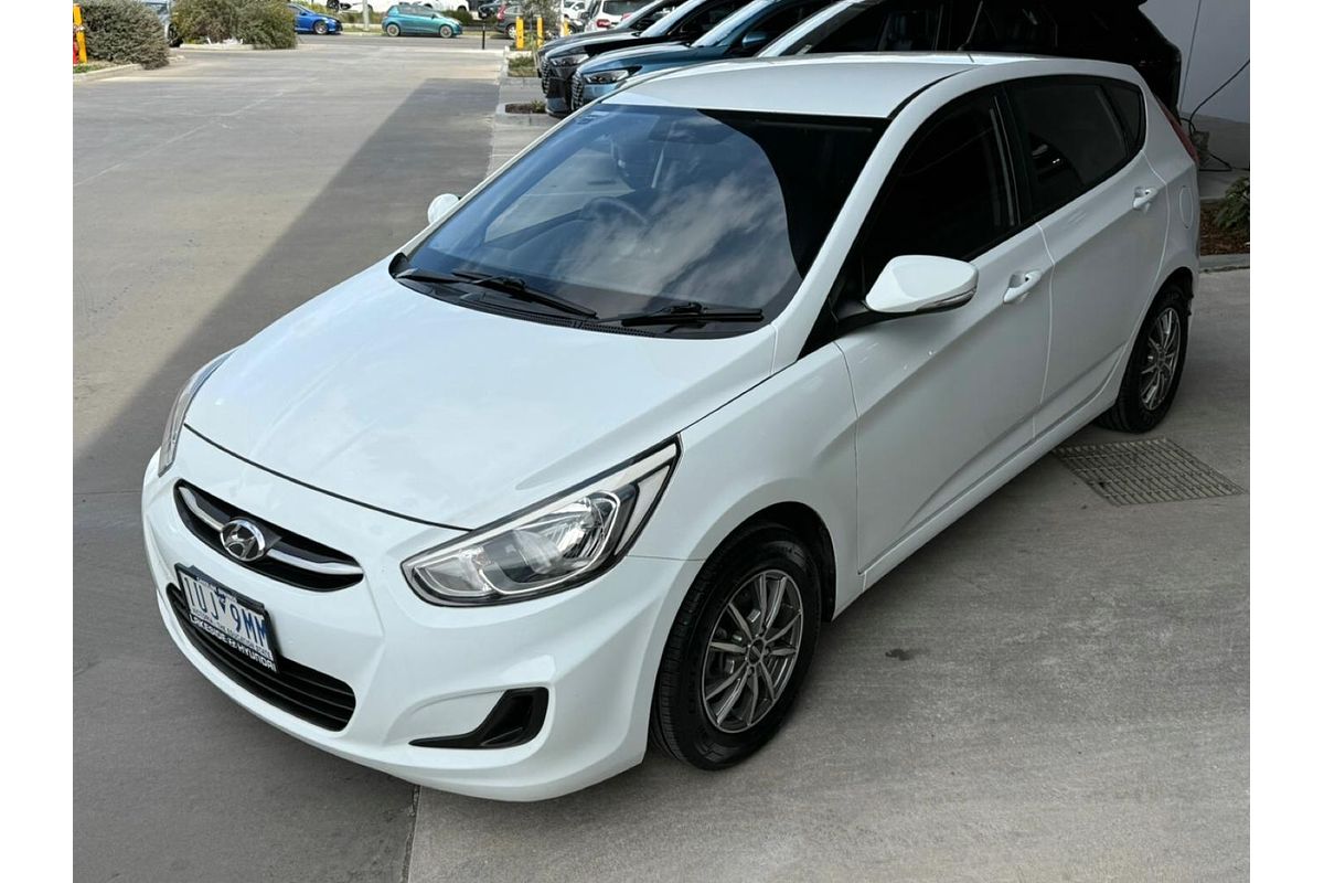 2014 Hyundai Accent Active RB2