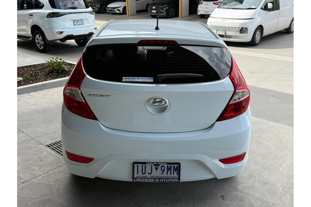 2014 Hyundai Accent Active RB2