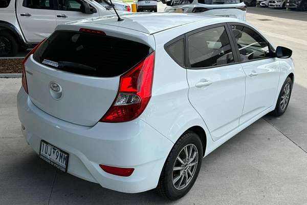 2014 Hyundai Accent Active RB2