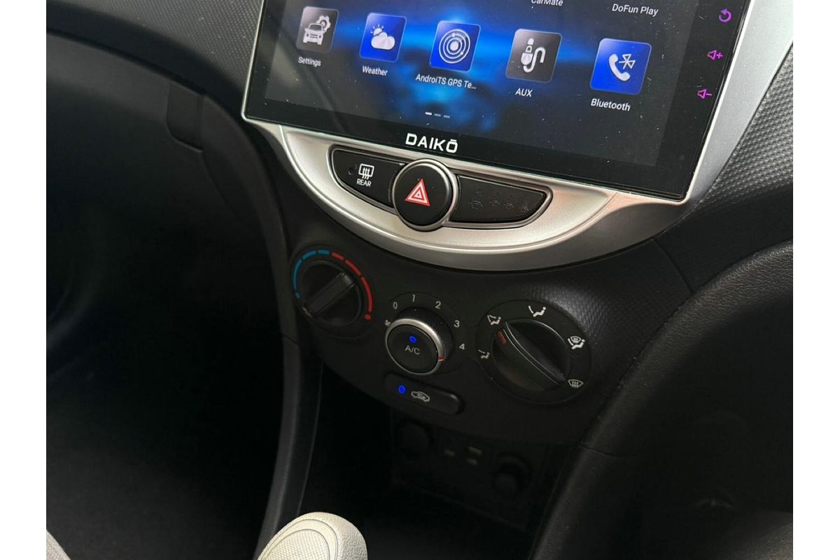2014 Hyundai Accent Active RB2