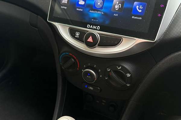 2014 Hyundai Accent Active RB2