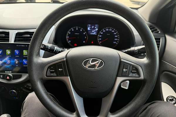 2014 Hyundai Accent Active RB2