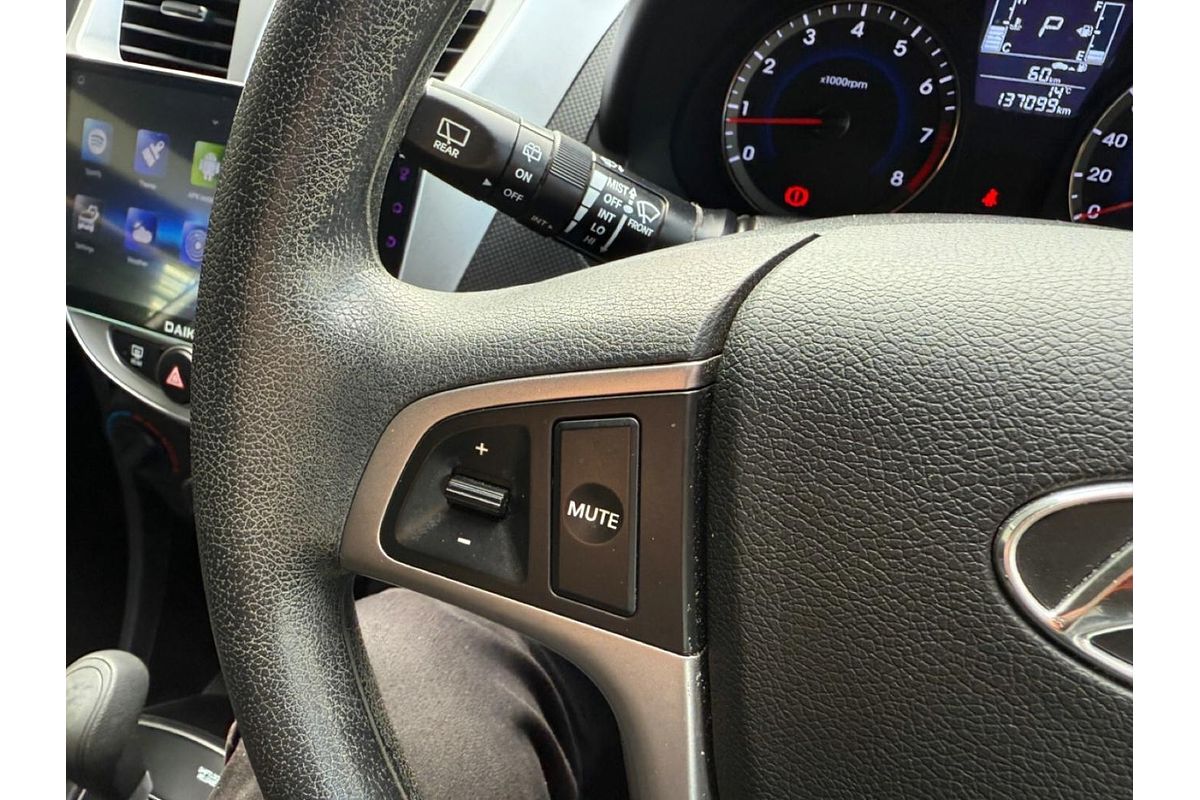 2014 Hyundai Accent Active RB2