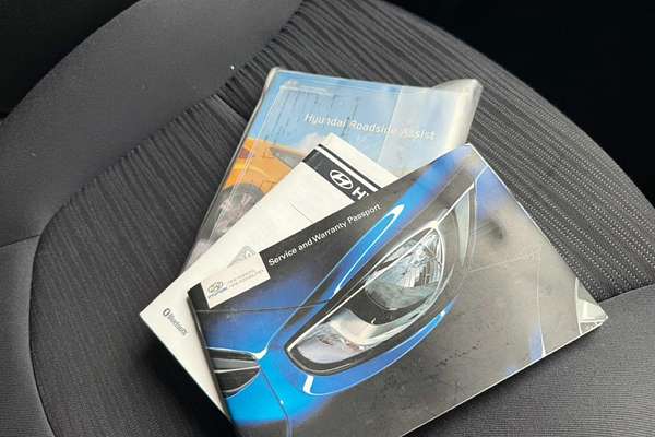 2014 Hyundai Accent Active RB2