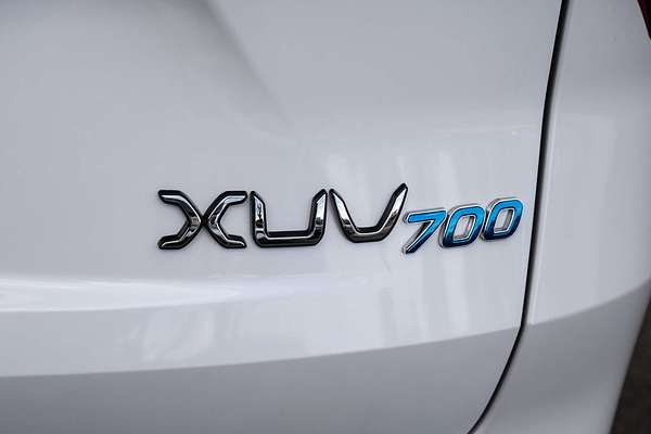 2025 Mahindra XUV700 AX7L