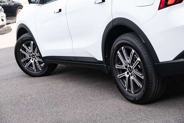 2025 Mahindra XUV700 AX7L
