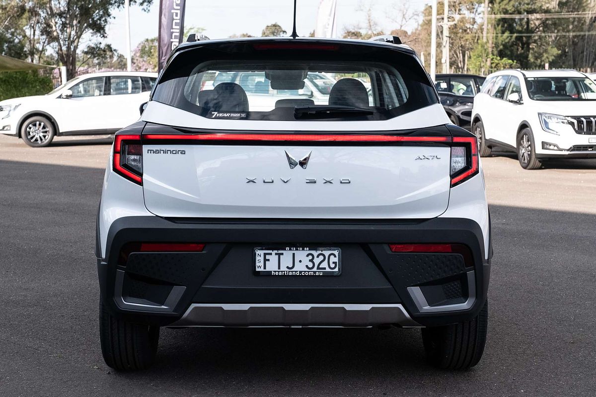 2025 Mahindra XUV3XO AX7L