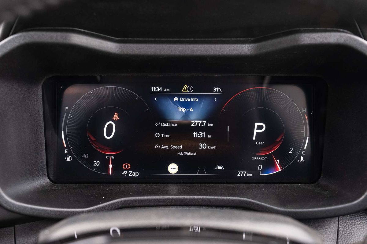 2025 Mahindra XUV3XO AX7L