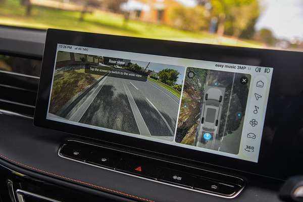 2025 MG HS Super Hybrid Essence AS33P