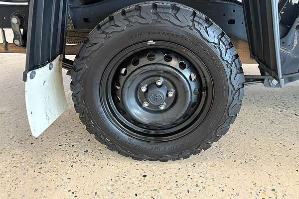 2018 Toyota Hilux Workmate TGN121R Rear Wheel Drive