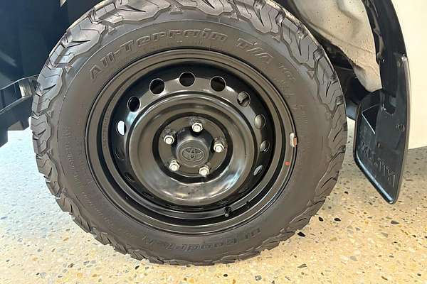 2018 Toyota Hilux Workmate TGN121R Rear Wheel Drive