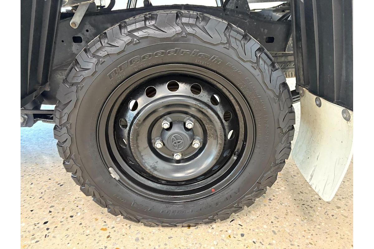 2018 Toyota Hilux Workmate TGN121R Rear Wheel Drive