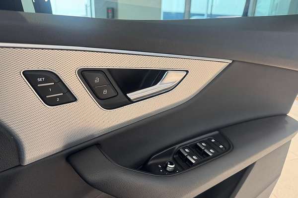 2022 Audi Q7 50 TDI 4M