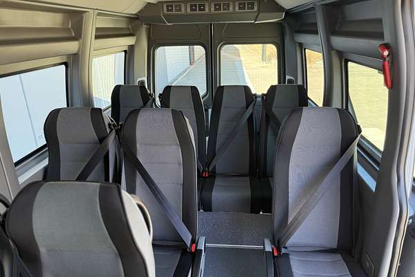 2024 Renault Master Pro 110kW X62 Phase 2 LWB Mid Roof
