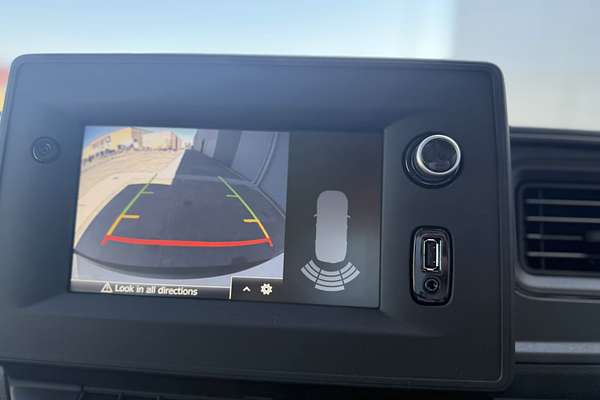 2024 Renault Master Pro 110kW X62 Phase 2 LWB Mid Roof