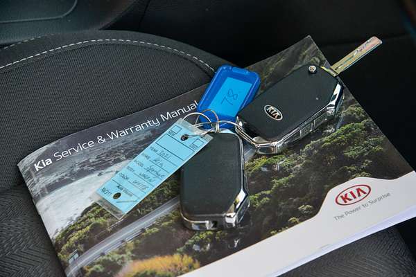 2021 Kia Sportage S QL