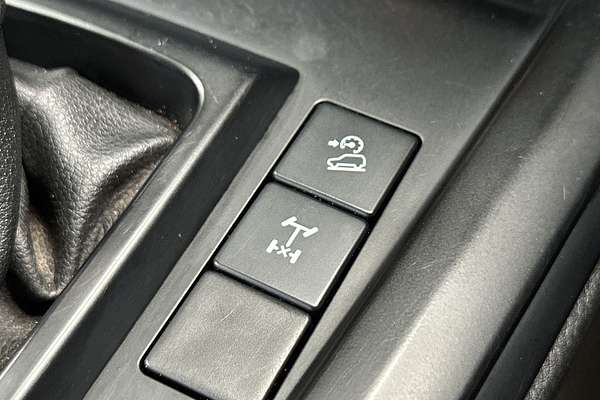 2023 Isuzu D-MAX SX 4X4