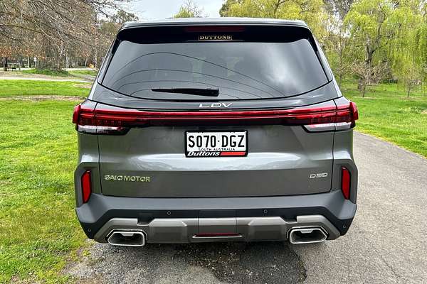 2025 LDV D90 Executive SV9A