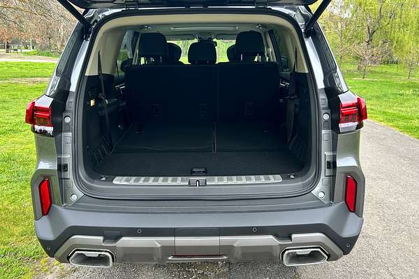 2025 LDV D90 Executive SV9A