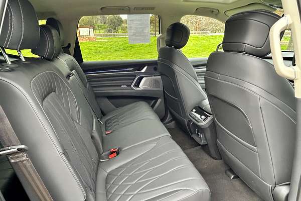 2025 LDV D90 Executive SV9A