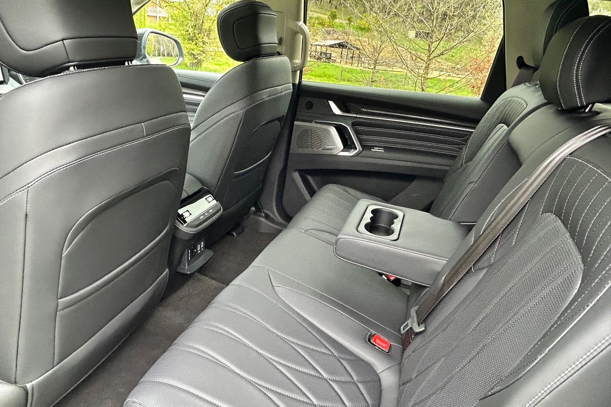 2025 LDV D90 Executive SV9A